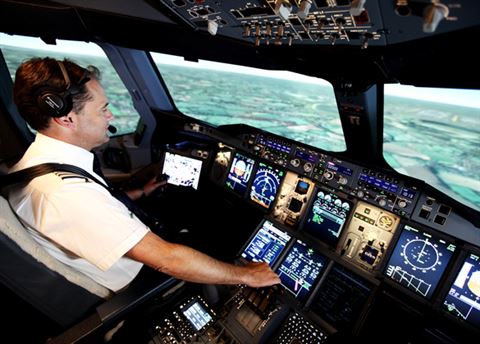 04 London flight simulator