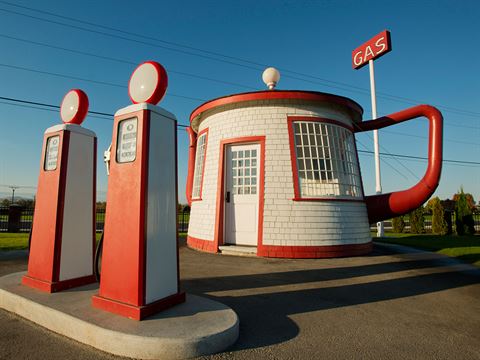 Teapot Dome gas station