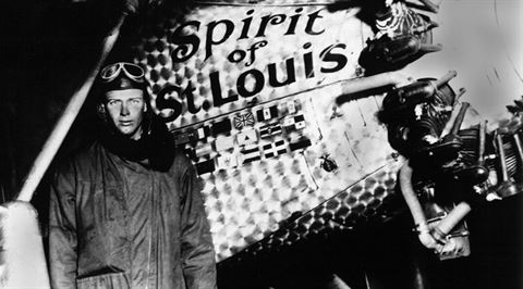 1927: First solo flight across the Atlantic