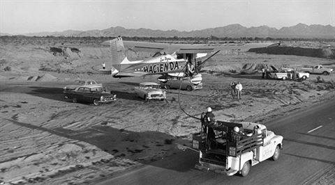 1959: Longest nonstop flight