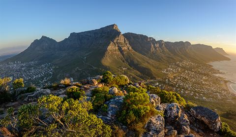 inset-table mountain